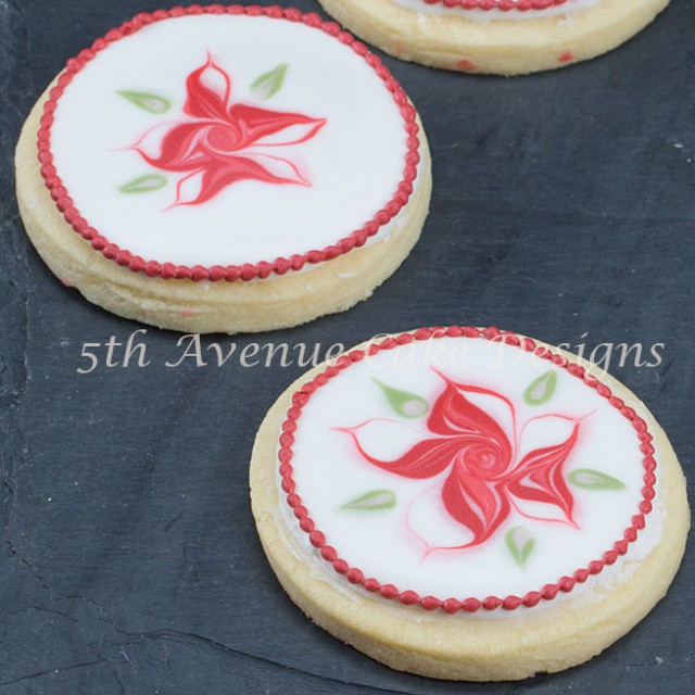 Wet on wet poinsettia cookie by Bobbie Noto