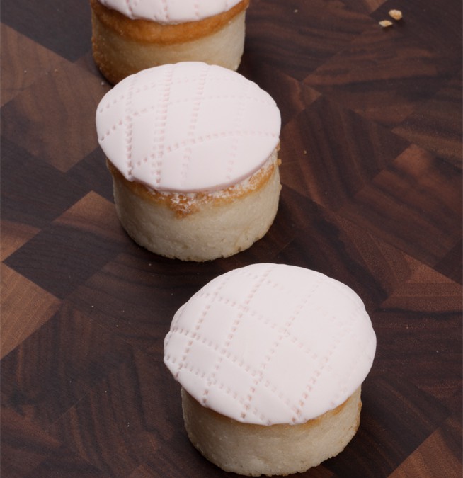 Petite Champagne Cakes, Perfect for an Intimate Valentine's Day Dessert