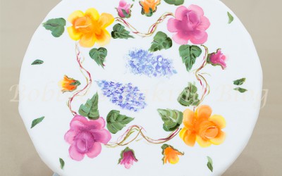 Learn How to Hand Paint Leaves, Berries, and Filler Flowers on Fondant