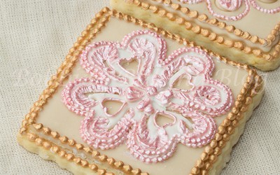 Learn Broderie Anglaise Eyelet Lace Royal Icing on Sugar Cookie Video