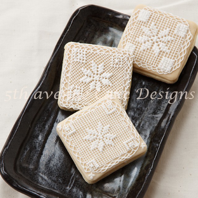 learn how to cross stitch with royal icing