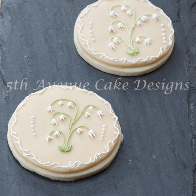 learn the art of royal icing pressure piping