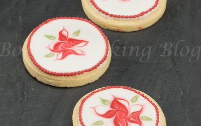 Christmas Cookies with Wet on Wet Piping