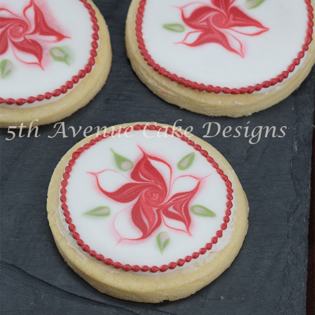 Wet on wet poinsettia cookie by Bobbie Noto