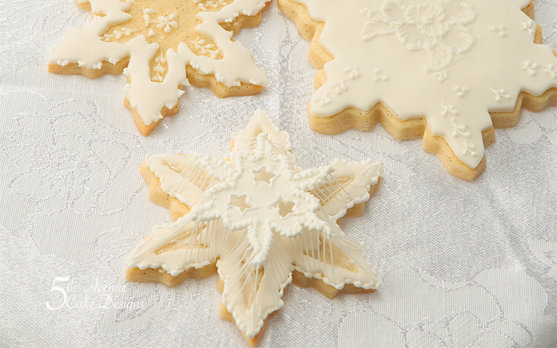 Suspended String-Work Snowflake Cookie ❄️☃️🌲