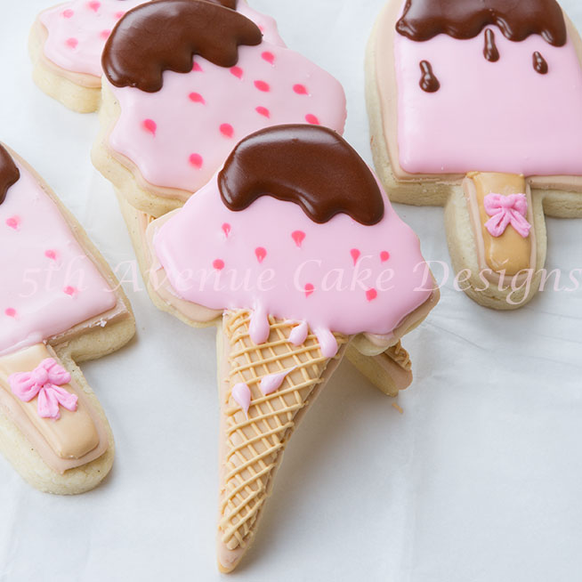 Ice cream cones and popsicles cookies