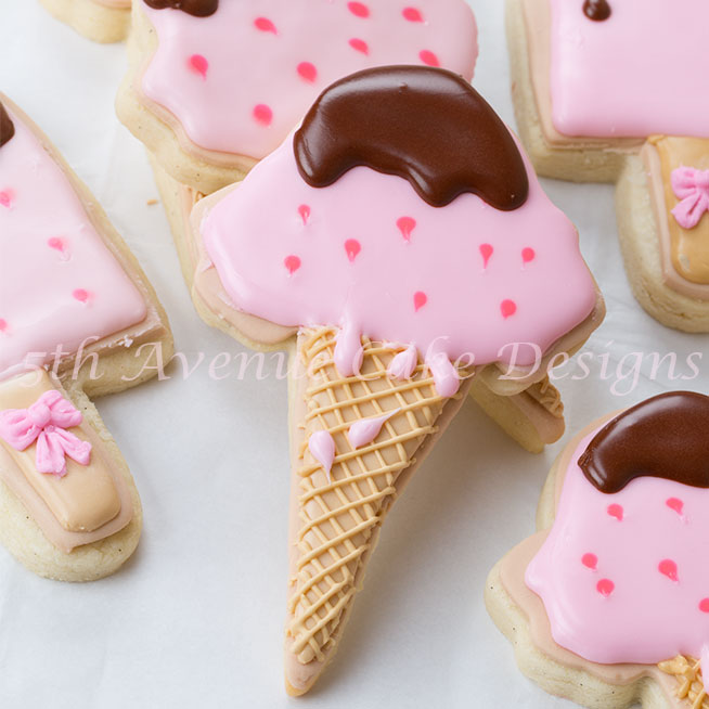 Decorated ice cream cone and popsicle cookies