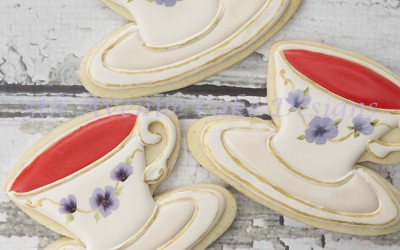 How to Decorate Inspired Wedgwood Teacup Cookies