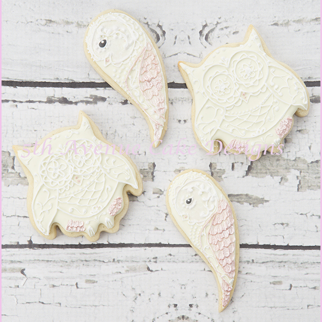 Royal icing lace owl cookies