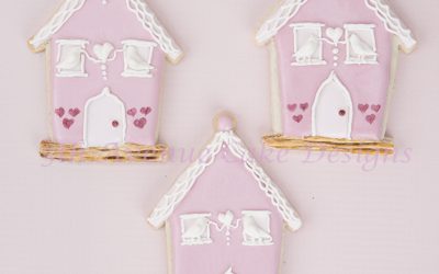 How to Decorate Chapel of Love Cookies with Royal Icing Doves