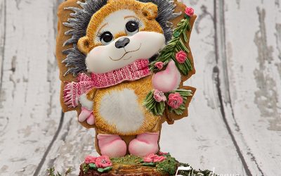 Helen the Valentine Hedgehog on a Tree Trunk Cookie Box